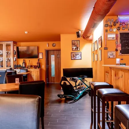 Land-gut-hotel Am Ring 酒店 3*