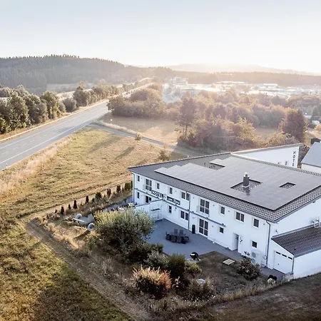 Land-gut-hotel Am Ring Meuspath