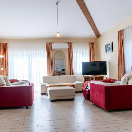 Land-gut-hotel Am Ring Ξενοδοχείο 3*