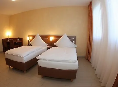 Land-gut-hotel Am Ring 3*