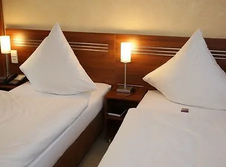 Land-gut-hotel Am Ring 3* Meuspath