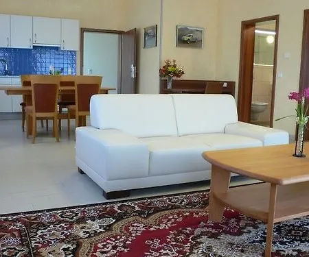 Land-Gut-Hotel Am Ring Hotel Meuspath