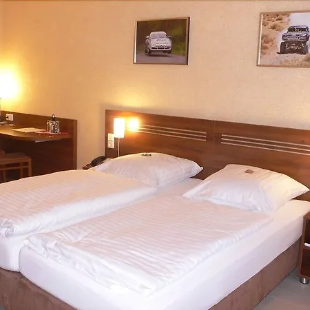 Land-gut-hotel Am Ring Meuspath