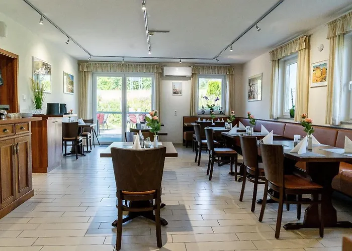 Land-gut-hotel Am Ring Hotell 3*