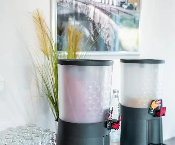 Land-gut-hotel Am Ring Hotell Meuspath