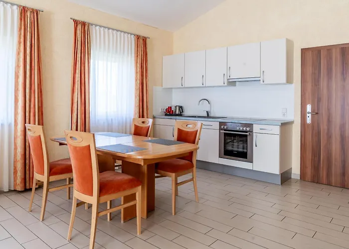 Land-gut-hotel Am Ring 3* Meuspath