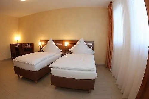 Land-gut-hotel Am Ring 3*