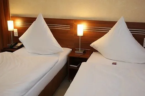 Land-gut-hotel Am Ring 3* Meuspath