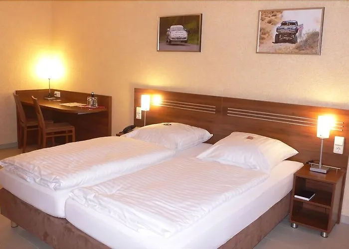 Land-gut-hotel Am Ring Meuspath